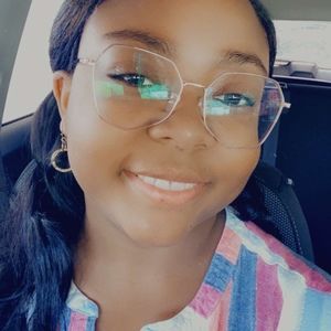 Meet your Posher, Rakeya